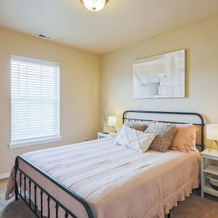 Cozy Corner Oasis With Hot Tub 4 Bedroom Home, 双子瀑布 — 照片 3