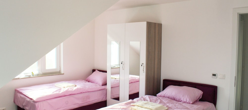 Zimmer Vermietung Neuburg, 诺伊堡 — 照片 1