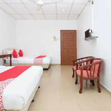 Zaman Sejahtera Inn 2, Бачок — фото 3