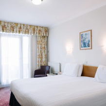 Apollo Hotel, 圣赫利尔 — 照片 4