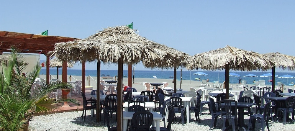 Camping Villaggio Salicà, 泰尔梅维利亚托雷 — 照片 1