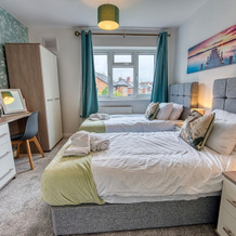 Modern 3 Bedroom 2 Bath Hse With Parking, Веднсбери — фото 5