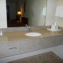 Days Inn Lexington N Lee Highway, 廷伯里奇 — 照片 4