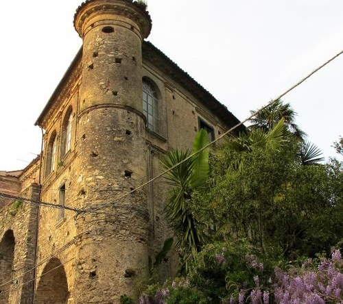 Palazzo Gallotti, 卡萨莱托-斯帕尔塔诺 — 照片 1