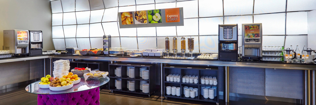 Holiday Inn Express Lisbon - Alfragide by IHG, Carnaxide — photo 1