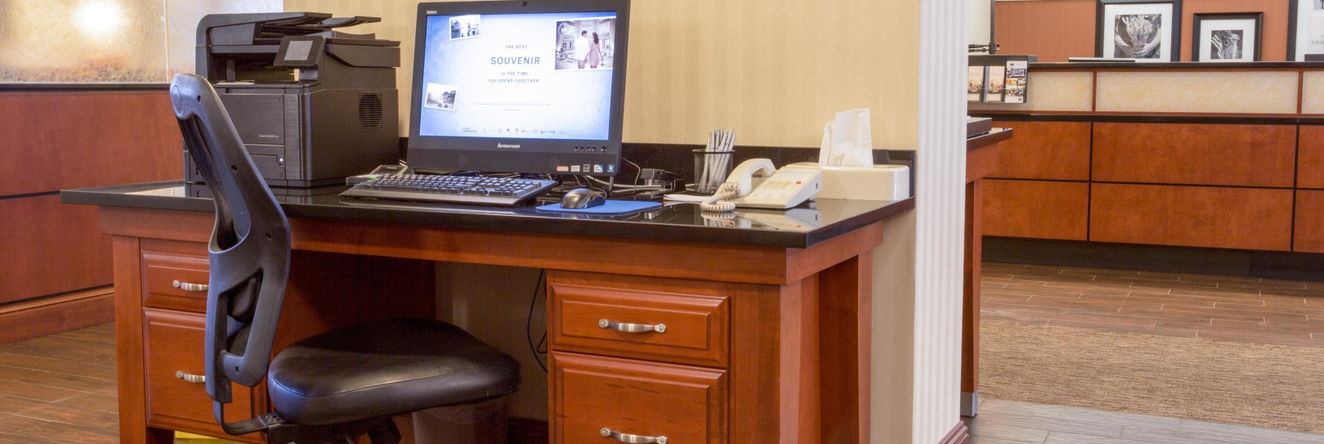 Hampton Inn Waterville, Уотервилль — фото 1