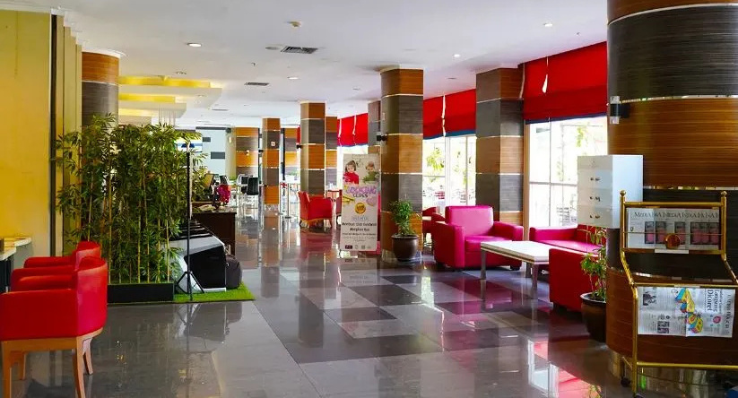 Lorin Syariah Hotel Sentul, Kadumangu — photo 1