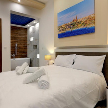 Gem Beachfront Apt with Amazing Bay and Sea Views, 比尔泽布贾 — 照片 3