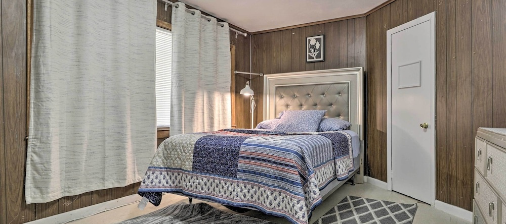 Springfield Vacation Rental: 1 Mi To Downtown, Спрингфилд — фото 1