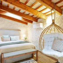Charming Stone House Near Beach Retreat, 比拉乌尔 — 照片 5