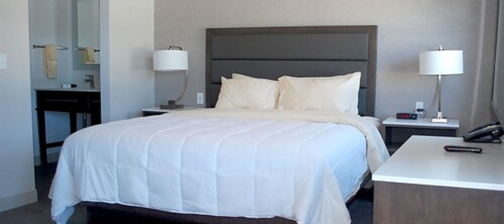 Spring Lake Townhomes and Suites, Mason City — photo 1