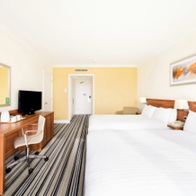Holiday Inn Brighouse by IHG, 布莱豪斯 — 照片 2