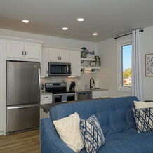 1 Mi to Ski Area: Penthouse Condo in Traverse City, 特拉弗斯城 — 照片 3