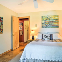 Forested Pentwater Vacation Rental - Walk To Beach, Мейсон — фото 3