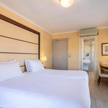 B&B Hotel Diano Marina Palace, 迪亚诺马里纳 — 照片 2