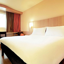 Ibis Evry-Courcouronnes, Courcouronnes — photo 4