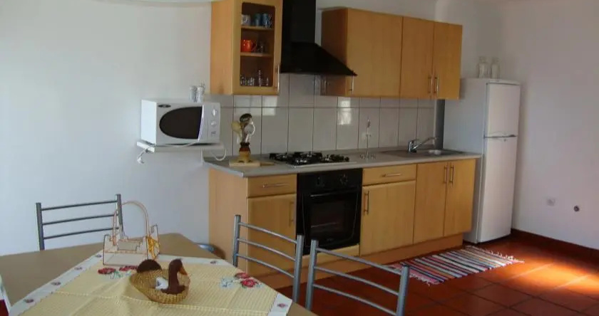 Casas do Pico - Adega Maria Isabel Alves, 里贝拉斯 — 照片 1