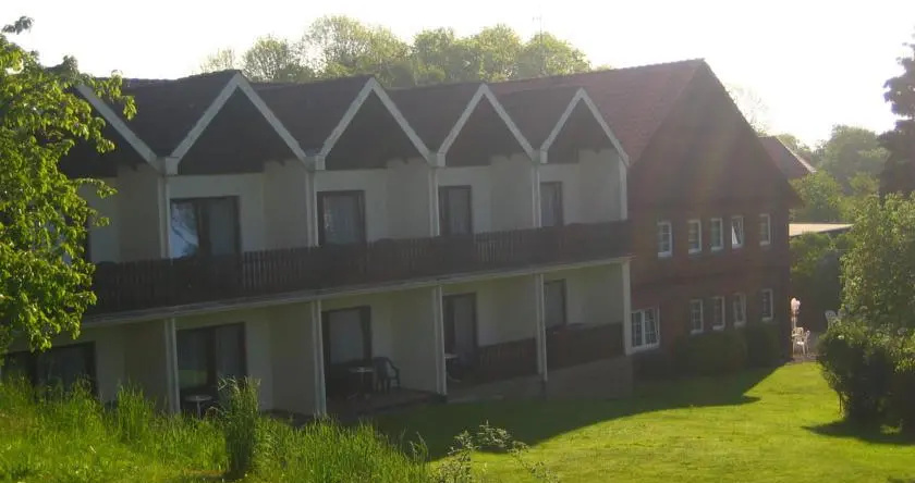 Hotel Zum Pfingsttor, Ринтельн — фото 1
