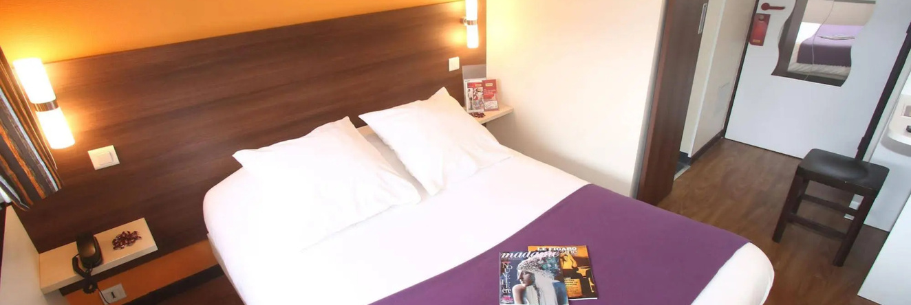 Brit Hotel Lyon Eurexpo, 布龙 — 照片 1
