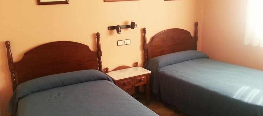 Hotel Restaurante Pertierra, Тинео — фото 1