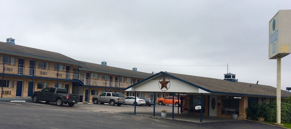 Country inn Lampasas, Lampasas — photo 1