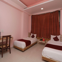 OYO 6401 The Neelam Executive, Chakan — photo 4