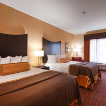 Paradise Inn & Suites, Тованда — фото 4