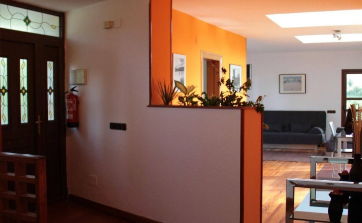 Apartamentos Sierra Pulide, 彼德拉斯布兰卡斯 — 照片 1