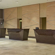 Hilton Raleigh North Hills, 罗利 — 照片 2