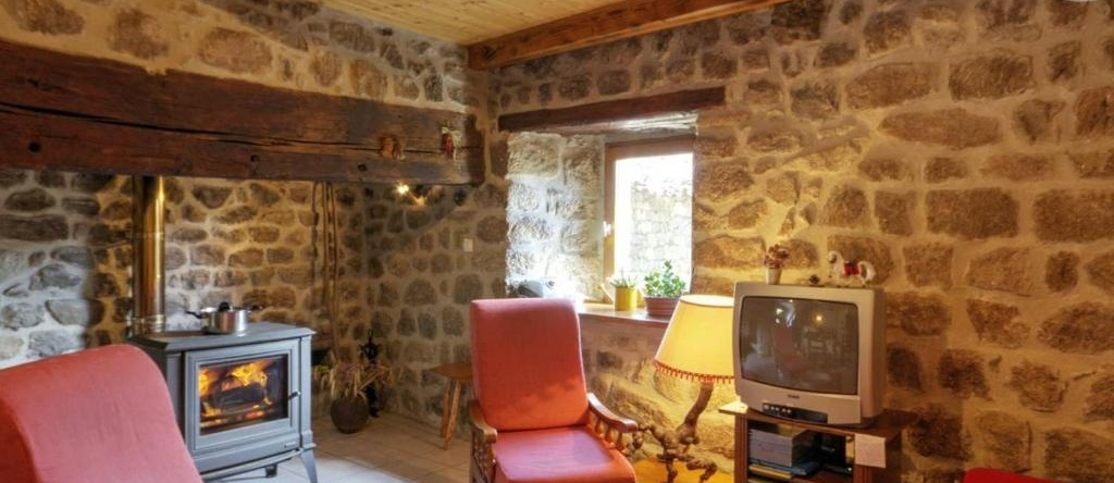 Gîte Burdignes, 3 pièces, 4 personnes - FR-1-496-101, 比尔迪涅 — 照片 1