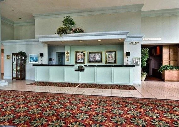 Rodeway Inn & Suites & Conference Center, Жирар — фото 1