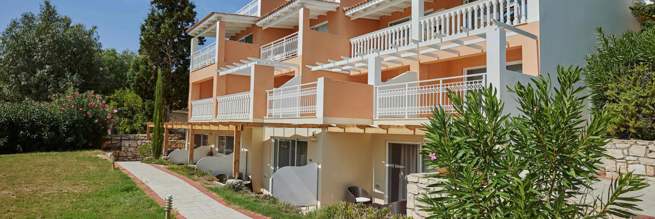 Gerakas Belvedere Hotel & Spa, Vasilikos — photo 1