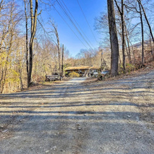 Charming Beacon Apt w/ Fire Pit: Near Hiking!, Beacon — photo 4