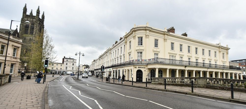 Victoria Colonnade ApartHotel, 皇家利明顿温泉 — 照片 1