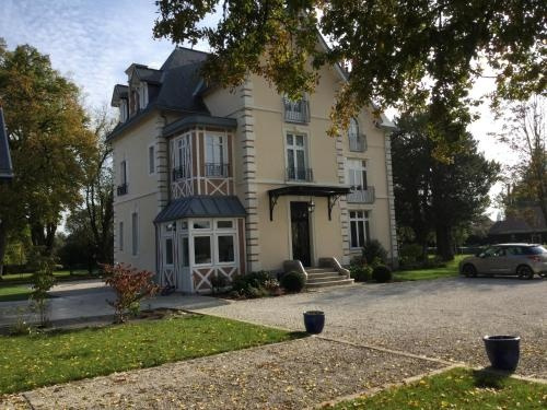 Le Manoir Des Logis, 伊夫雷莱韦克 — 照片 1