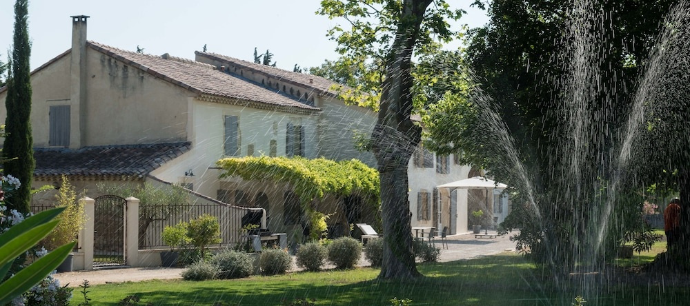 Domaine De Fontbelle, 格拉沃松 — 照片 1