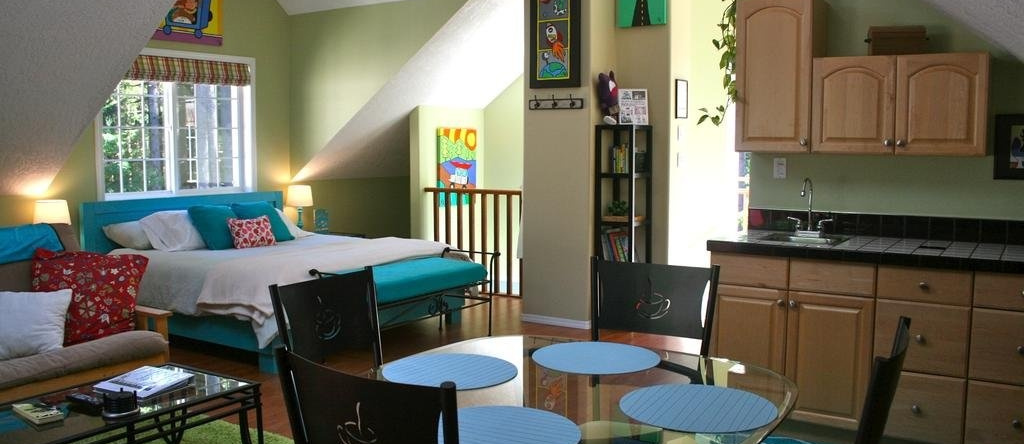 MulBerryLand Guest House, Comox — photo 1