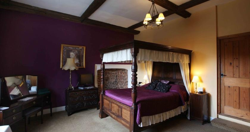 Wallett's Court Dover Spa Hotel, Dover — photo 1