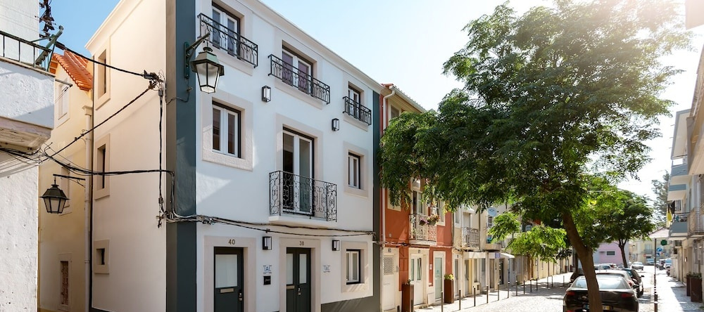Downtown Oak Duplex, Сетубал — фото 1