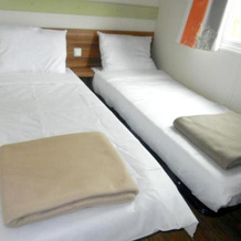 Bungalow de 3 chambres avec piscine partagee et terrasse amenagee a Trogues, Trogues — photo 2