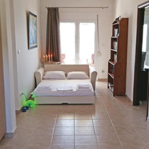 Amazing Home in Theologos with Hot Tub, WiFi & 6 Bedrooms, 洛克罗伊 — 照片 2
