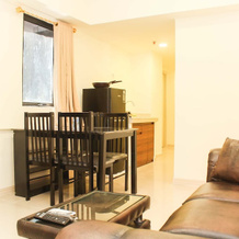 Spacious And Bright 2Br At Meikarta Apartment, Сибату — фото 2