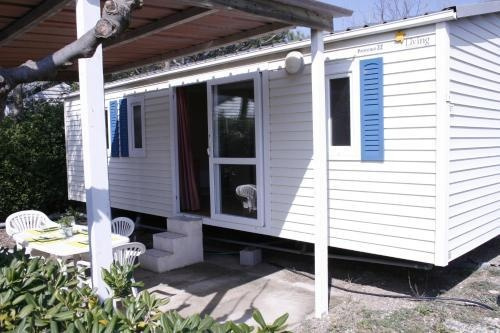 Camping le Roucan West, 维亚 — 照片 1