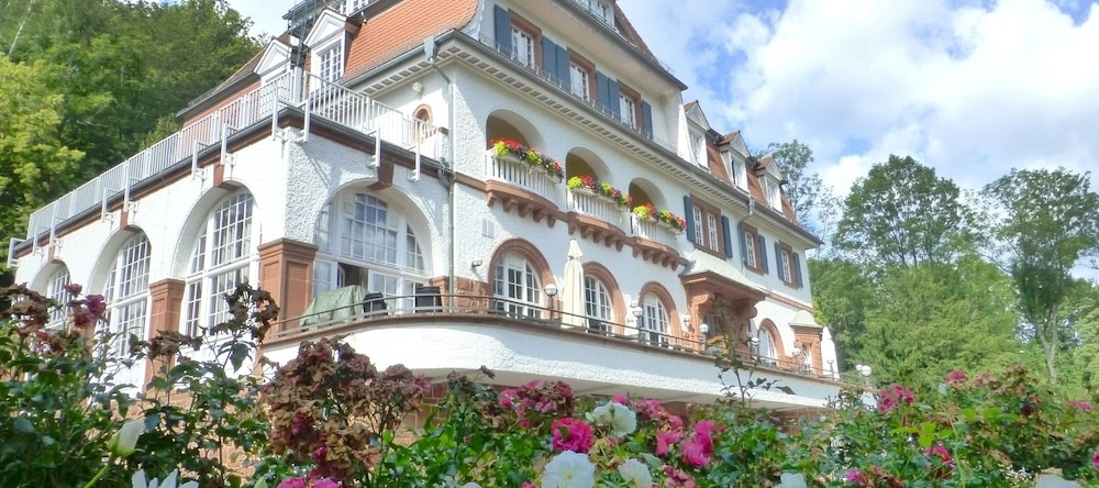 Kurhaus Trifels, Annweiler am Trifels — photo 1