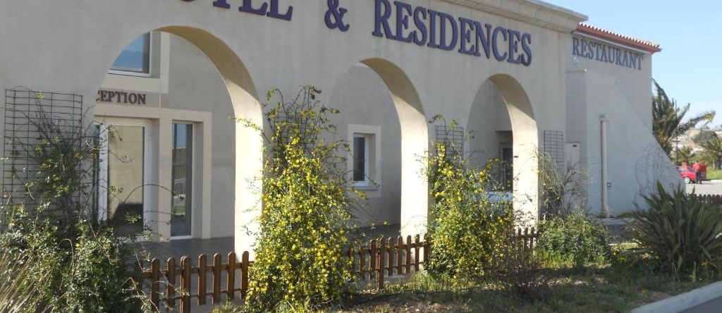 Hôtel Restaurant Les Jasses de Camargue, 加利亚尔格-勒蒙蒂厄 — 照片 1