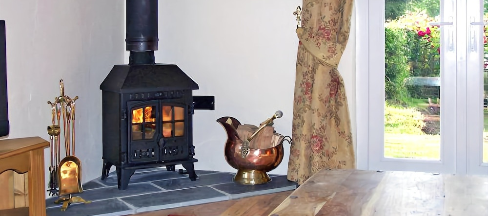 Barn Owl Cottage, Llandefeilog — photo 1