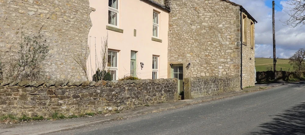3 Hull House Cottage, 赫利菲尔德 — 照片 1