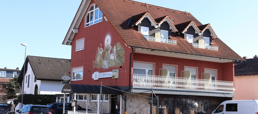 Hotel Weinhaus Wiedemann, Ginsheim-Gustavsburg — photo 1