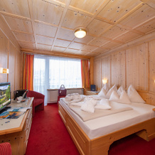 Latini, Zell am See — photo 2