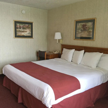 Super 8 by Wyndham Riverside AL, Pell City — photo 2